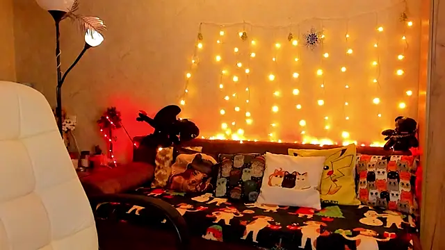 mia grantes online show from December 23, 2024, 11:17 pm