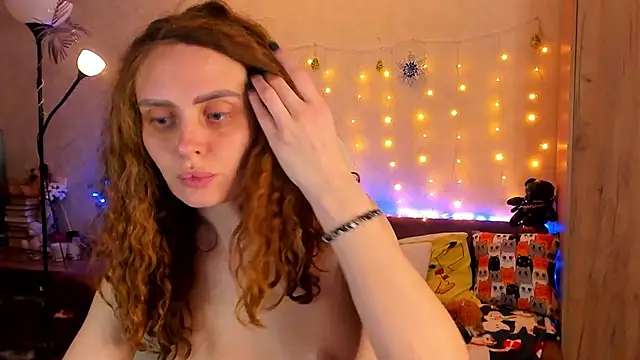 mia grantes online show from December 25, 2024, 9:22 pm