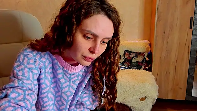 mia grantes online show from February 15, 2025, 8:43 pm