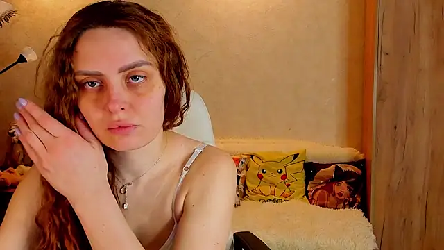 mia grantes online show from February 26, 2025, 8:11 pm