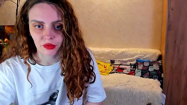 mia grantes online show from March 13, 2025, 8:54 pm