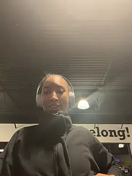 Iceblanca online show from February 12, 2026, 11:05 am