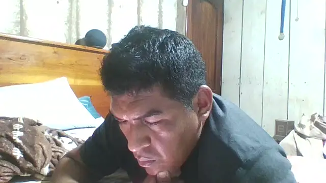 Snapshot of ELVERGON43267 chatting on April 8, 2026, 2:44 am ELVERGON43267 online show from April 8, 2026, 2:44 am