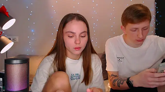 juliaanddima online show from December 17, 2024, 7:18 am