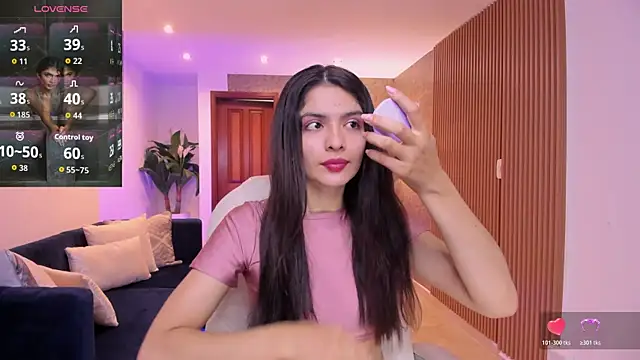 miiaa evans online show from November 20, 2025, 11:10 am