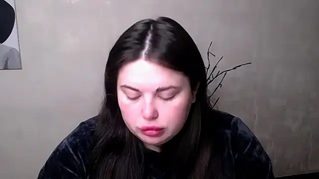 Snapshot of Emily_Mo chatting on September 30, 2025, 5:34 am Emily Mo online show from September 30, 2025, 5:34 am