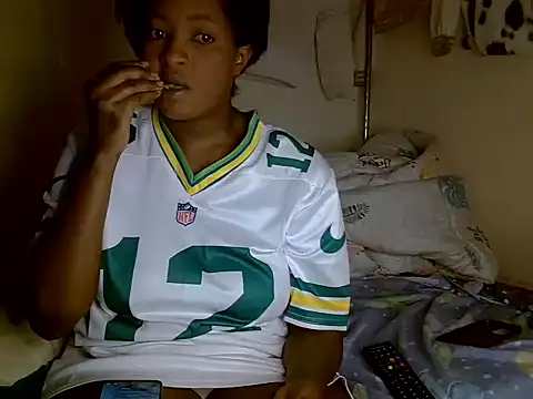 Spicey ebonny online show from February 1, 2025, 12:07 am