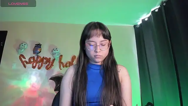 shantalc3rezo online show from October 29, 2025, 7:48 pm