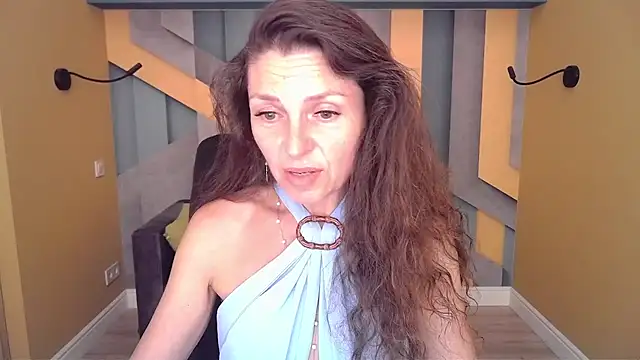 EllaLong online show from June 27, 2026, 11:26 am