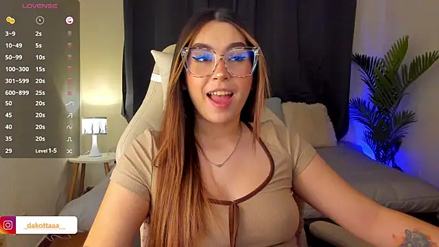 Snapshot of dakottaa_ chatting on October 11, 2025, 11:03 pm dakottaa  online show from October 11, 2025, 11:03 pm