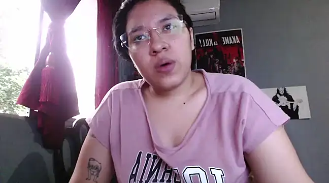 Snapshot of DanelyLopez chatting on January 6, 2025, 11:31 pm DanelyLopez online show from January 6, 2025, 11:31 pm