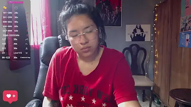 Snapshot of DanelyLopez chatting on February 15, 2025, 7:28 pm DanelyLopez online show from February 15, 2025, 7:28 pm