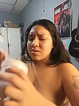 DanelyLopez online show from June 27, 2026, 2:27 am