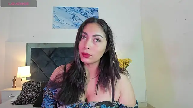 Lauralove 69 online show from February 26, 2025, 10:20 pm