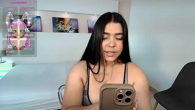 LyndaKimm online show from January 30, 2025, 6:56 am