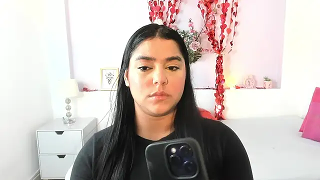LyndaKimm online show from February 16, 2025, 5:37 am