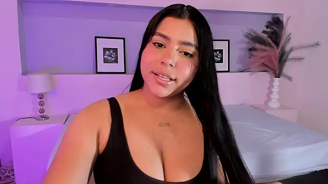 LyndaKimm online show from March 6, 2025, 12:09 pm