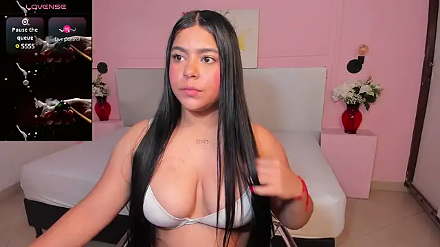 LyndaKimm online show from March 11, 2025, 1:56 pm