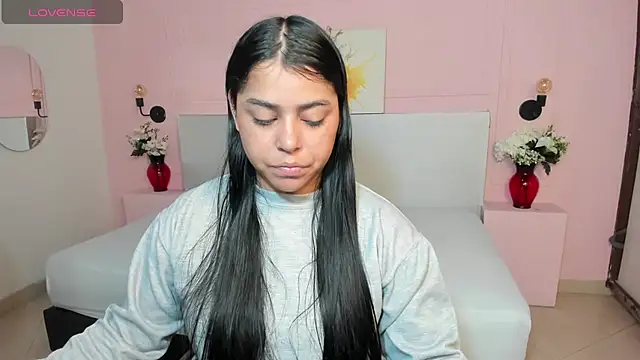 LyndaKimm online show from March 15, 2025, 5:08 am