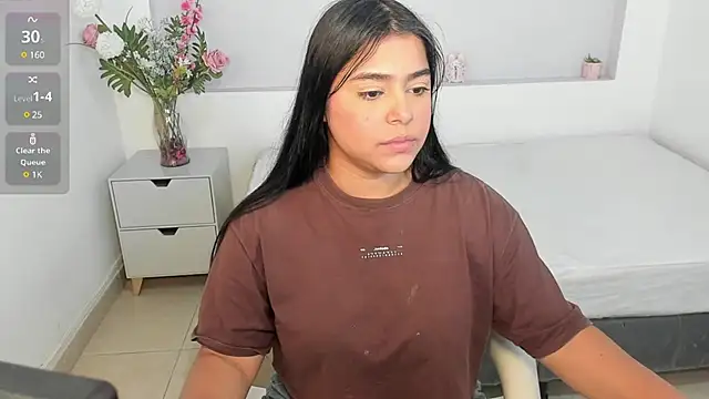 LyndaKimm online show from March 22, 2025, 8:26 pm