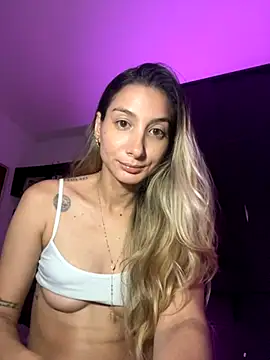 DanikRosse online show from December 3, 2025, 4:53 am