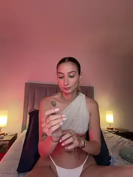 DanikRosse online show from August 9, 2026, 3:44 am