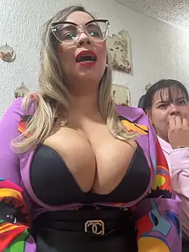 jademoomsm online show from March 13, 2026, 11:33 pm