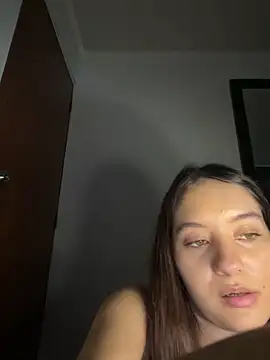 Snapshot of Sarah_millerr_ chatting on April 15, 2026, 7:58 pm Sarah millerr online show from April 15, 2026, 7:58 pm