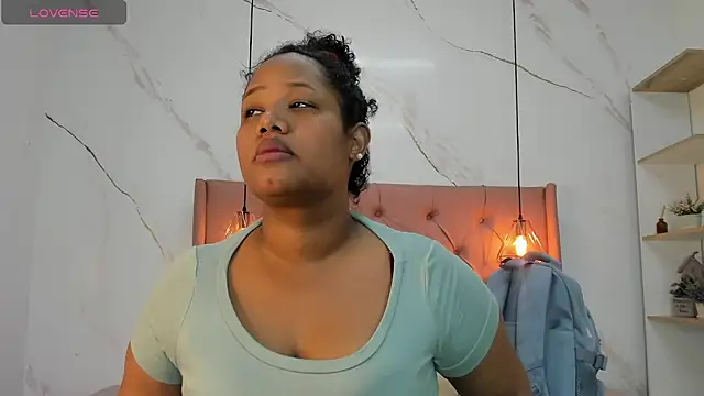 Belle Brunette online show from June 14, 2026, 12:51 pm