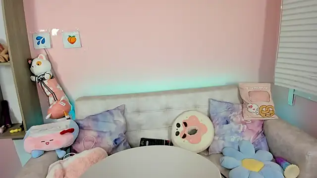 Snapshot of tinysara chatting on September 25, 2025, 4:32 pm tinysara online show from September 25, 2025, 4:32 pm