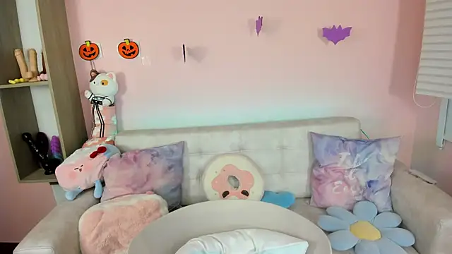 Snapshot of tinysara chatting on October 9, 2025, 4:27 pm tinysara online show from October 9, 2025, 4:27 pm