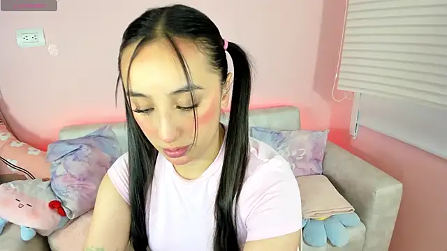 tinysara online show from June 21, 2026, 4:20 pm