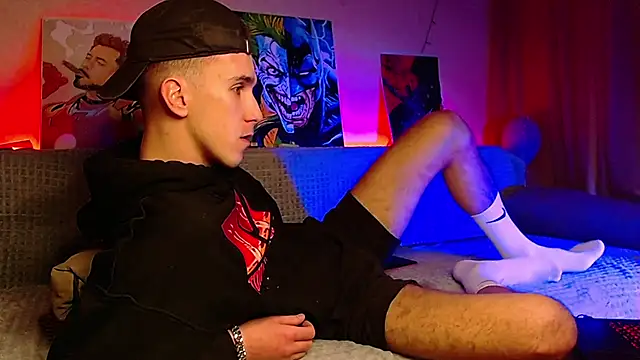 Midnighter  online show from January 30, 2025, 2:36 pm