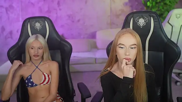 Amelia Blaze online show from September 22, 2025, 10:23 pm