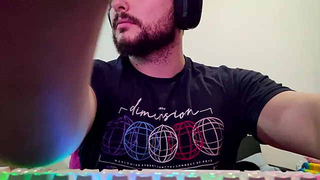 iurytx online show from November 26, 2025, 11:17 pm