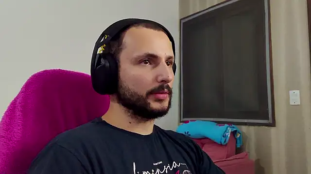 iurytx online show from February 4, 2026, 11:53 pm