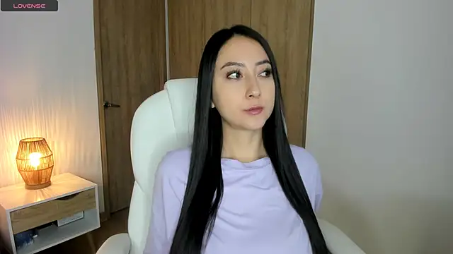 sophie connors online show from July 4, 2026, 12:44 pm