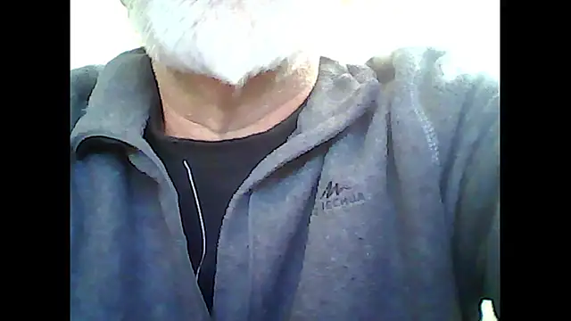 xcimeru online show from November 4, 2025, 4:28 pm