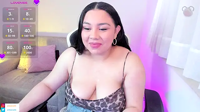 ambar-wells online show from October 8, 2025, 5:21 pm