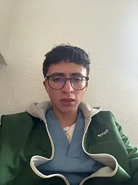CamiRojas boy online show from May 5, 2026, 6:49 pm