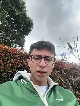 CamiRojas boy online show from May 14, 2026, 5:20 pm