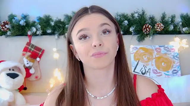 Snapshot of ElisabethDavis chatting on December 10, 2024, 3:12 pm ElisabethDavis online show from December 10, 2024, 3:12 pm