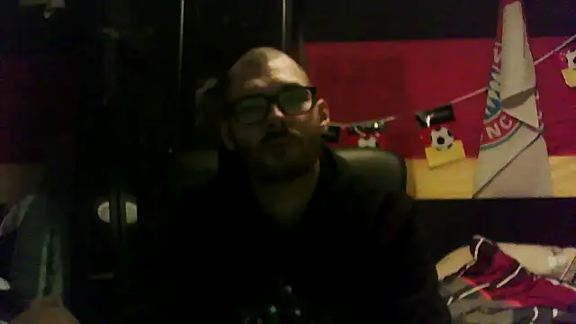 Die-geile-Sau online show from December 1, 2025, 4:01 pm