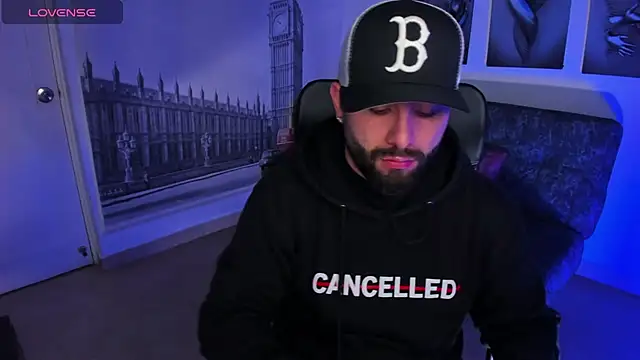 jhon bear03 online show from November 10, 2025, 11:09 am