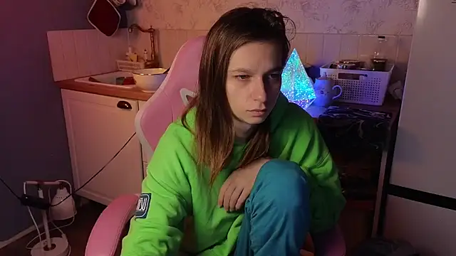 Snapshot of Frank_Fraer chatting on October 4, 2025, 5:11 pm Frank Fraer online show from October 4, 2025, 5:11 pm