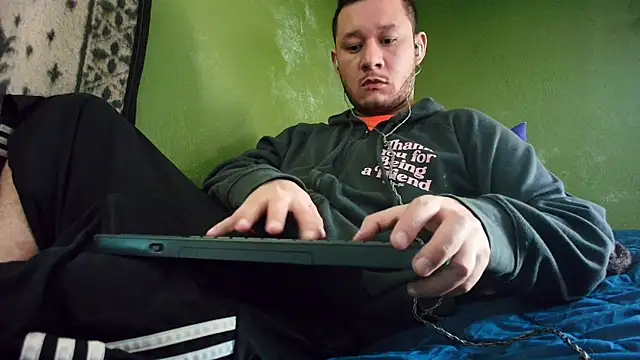 sweet cock28 online show from December 14, 2024, 3:58 pm