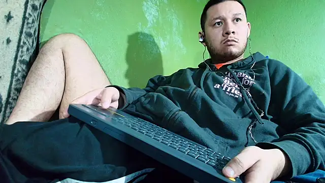 sweet cock28 online show from December 14, 2024, 7:03 pm