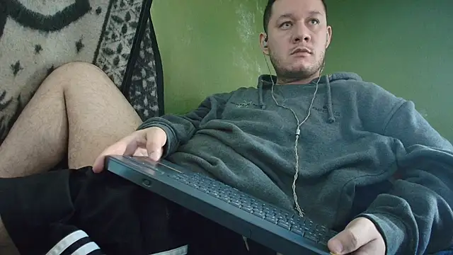 Snapshot of sweet_cock28 chatting on October 22, 2025, 4:07 pm sweet cock28 online show from October 22, 2025, 4:07 pm