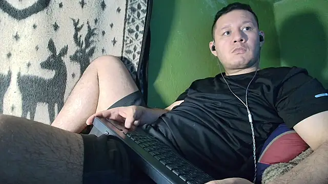sweet cock28 online show from April 14, 2026, 3:23 am