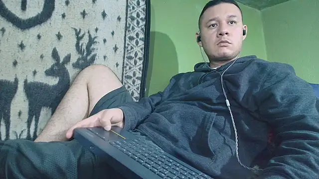 sweet cock28 online show from June 9, 2026, 3:12 pm